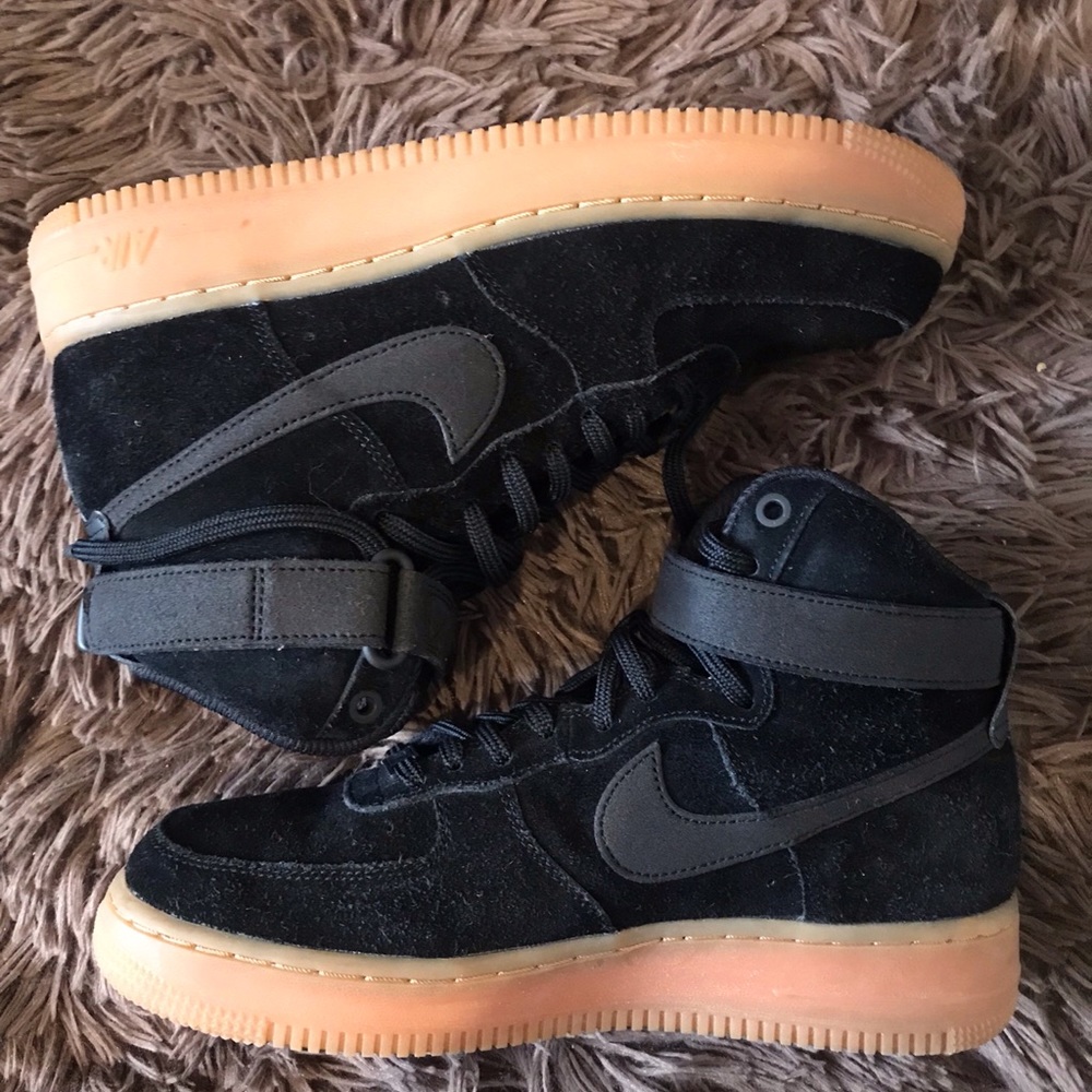 Nike suede high top gum sole shoes